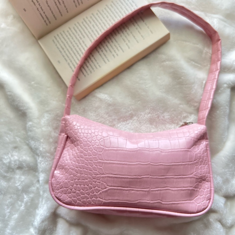 Pink Fasionable Faux Crocodile Leather Shoulder Bag